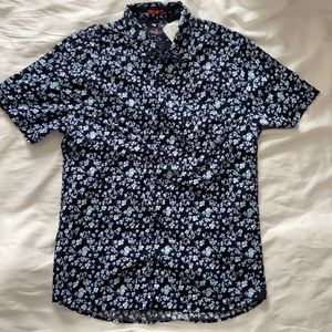 Men’s button up floral shirt